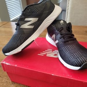 New Balance Women's Size 5 or Youth 3